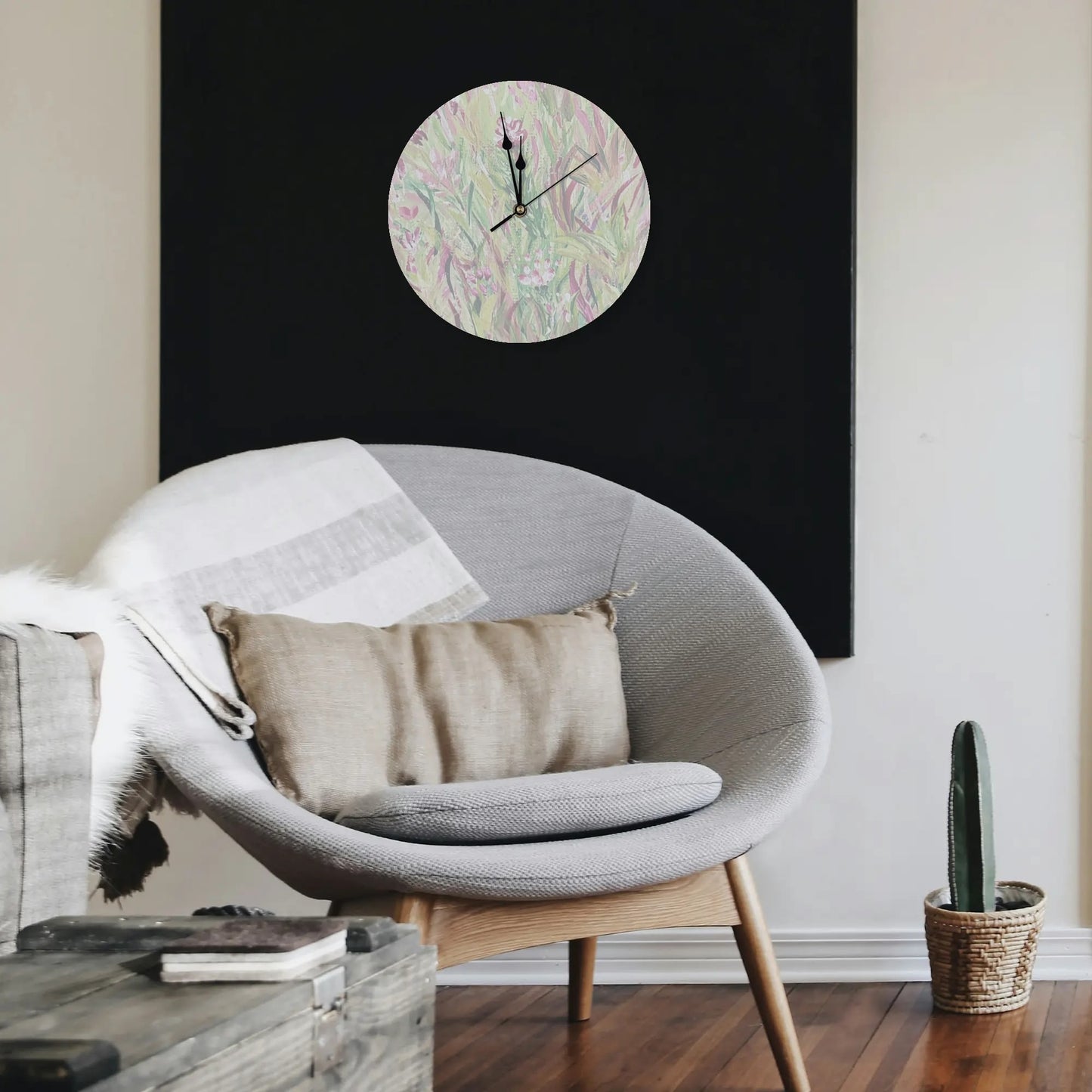 Wood Wall Clock Decorative Round Shape